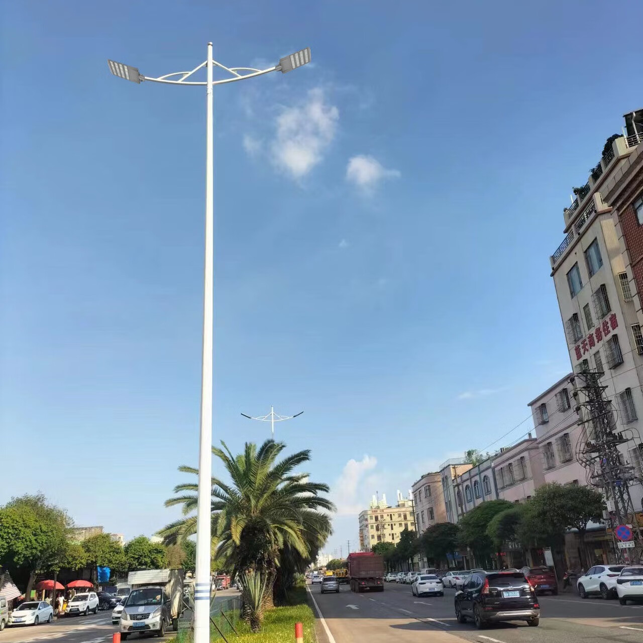 新农村道路照明的升级选择 6米高杆LED市电路灯